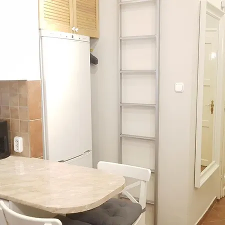 Bmg Basilica Apartment *