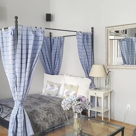 Bmg Basilica Apartment *